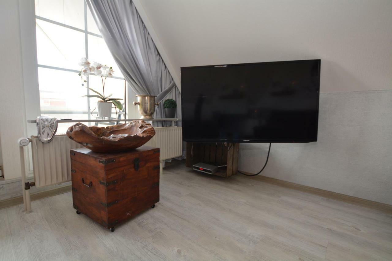 An De Warft Appartement 9 Schwalbennest Busum Luaran gambar